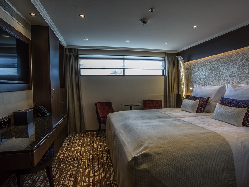 Standard Suite - The Emerald (Lower) Deck
